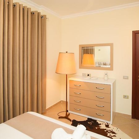 Tafa Deluxe Apartment Wlora Zewnętrze zdjęcie