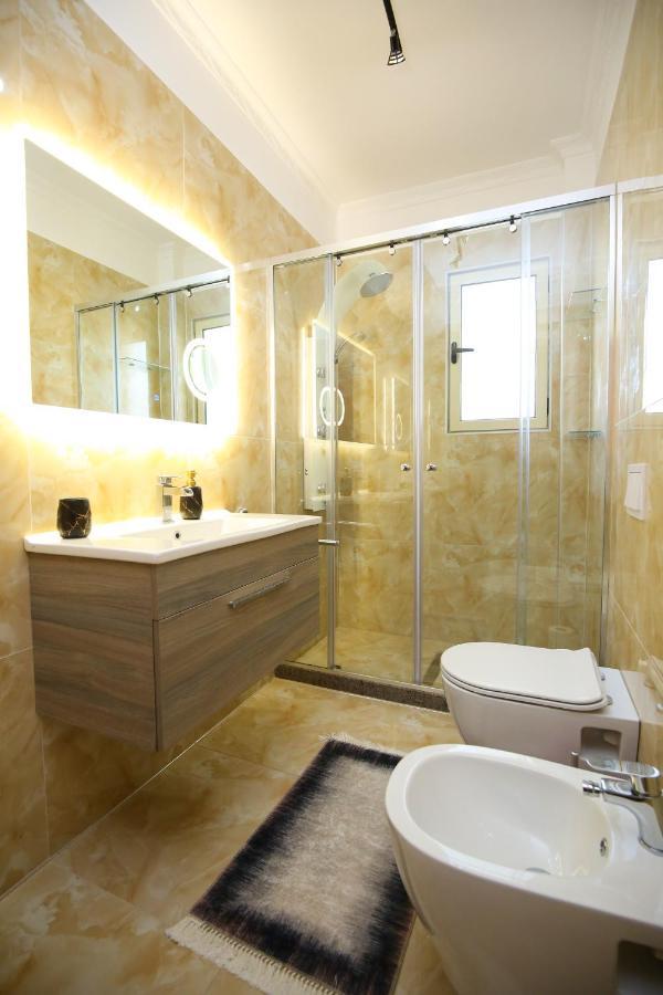 Tafa Deluxe Apartment Wlora Zewnętrze zdjęcie