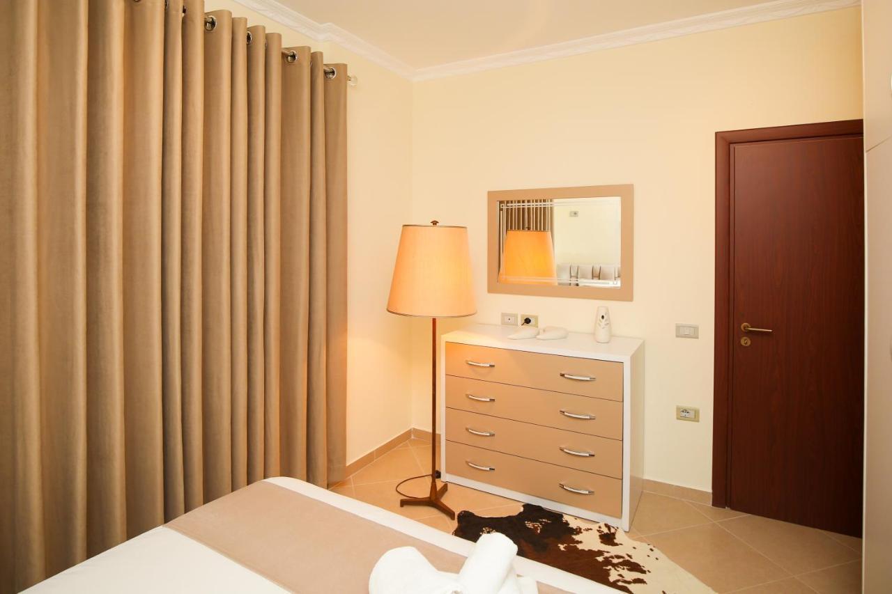 Tafa Deluxe Apartment Wlora Zewnętrze zdjęcie