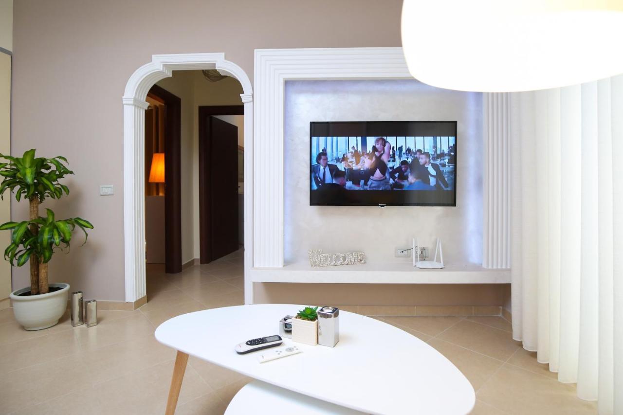 Tafa Deluxe Apartment Wlora Zewnętrze zdjęcie